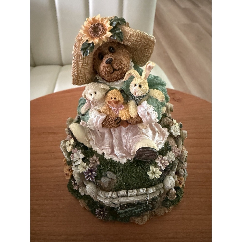 1E/2250 Limited 1st Ed.  Boyds Bears Bearstone Springtime Friends Music Box NEW